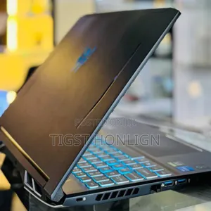New Laptop Acer Predator Helios 300 16GB Intel Core i7 SSD 512GB