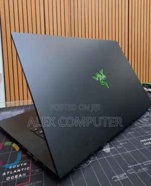 New Laptop Razer Blade 16GB Intel Core i7 SSD 512GB