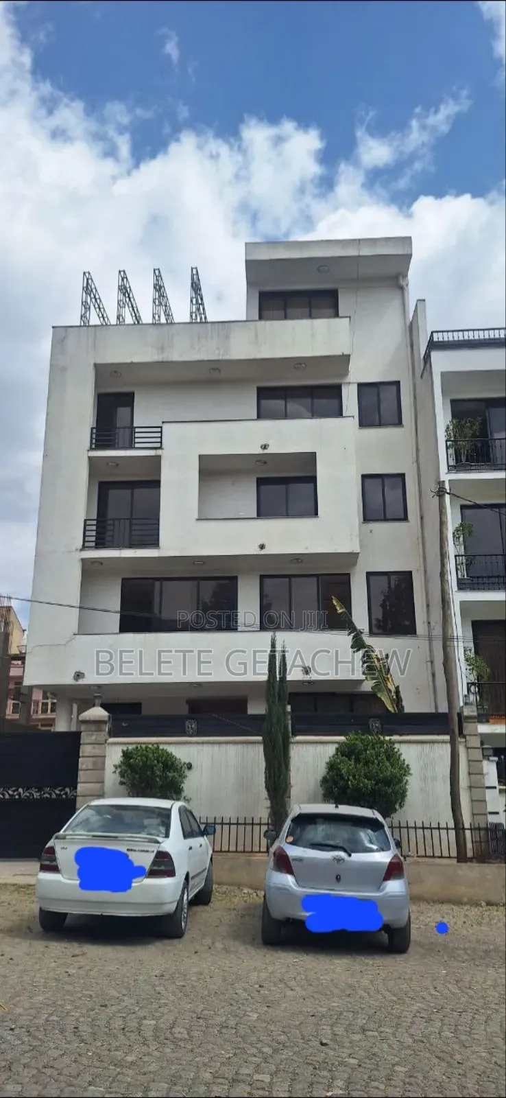 9bdrm House in Semit, B+G+3 Luxury, Bole for sale