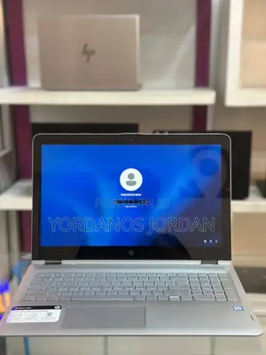 New Laptop HP Envy X360 8GB Intel Core i7 SSD 256GB