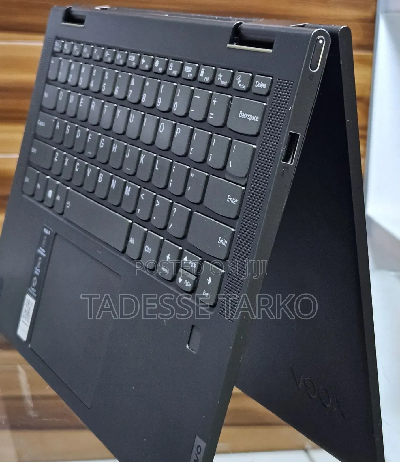 New Laptop Lenovo Yoga 7i 12GB Intel Core i5 SSD 512GB
