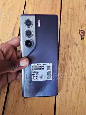 Tecno Camon 40 Pro 4G 256 GB Gray