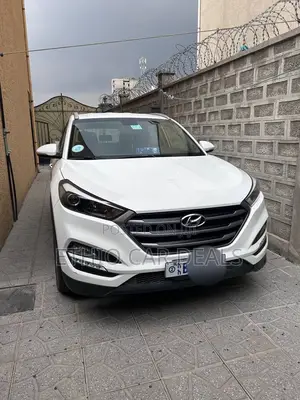 Hyundai Tucson 2018 White