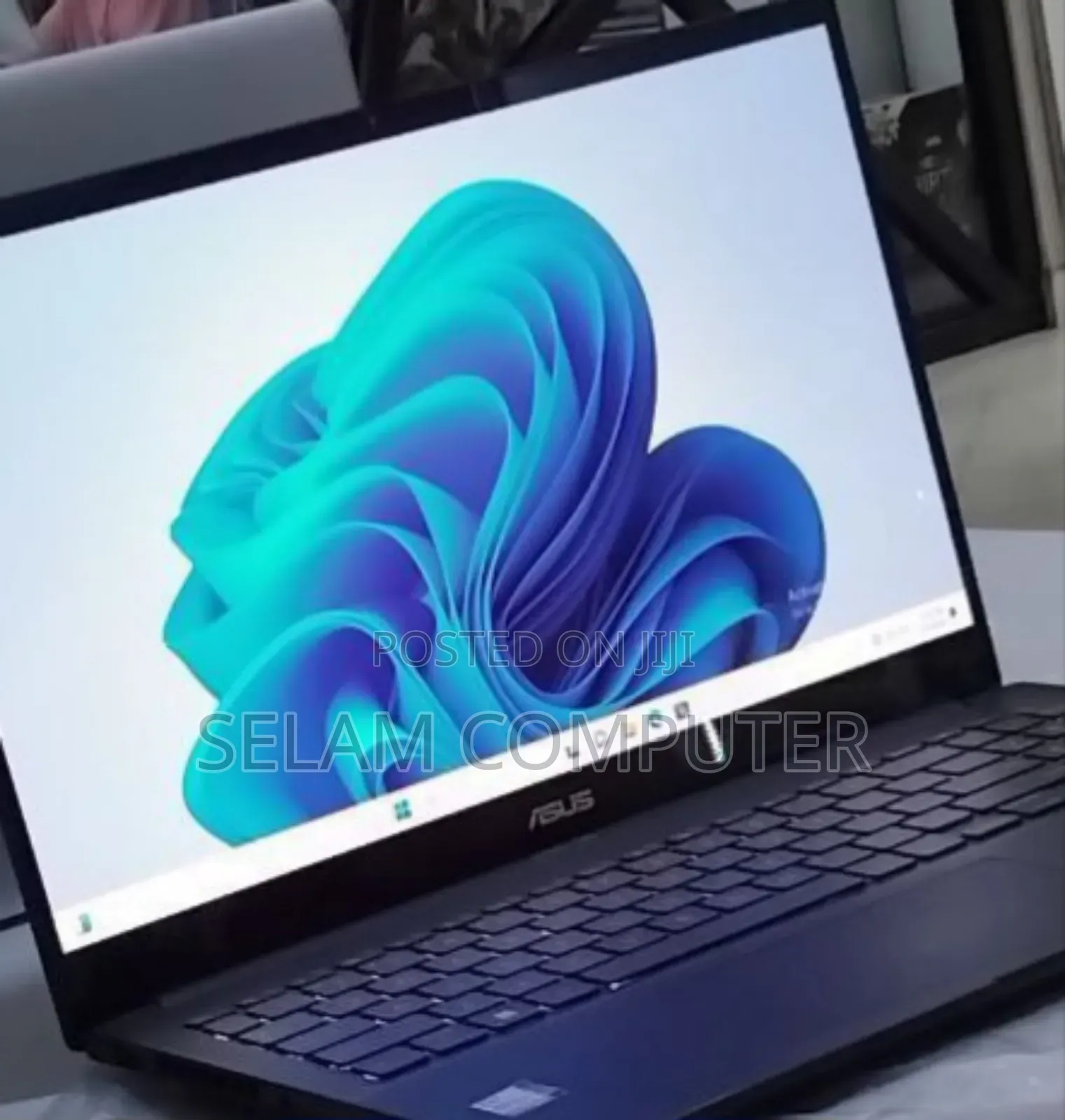 New Laptop Asus VivoBook 15 X505BA 16GB Intel Core i9 SSD 512GB