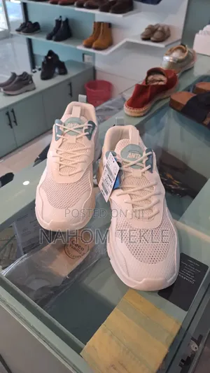 Anta Original Shoeas