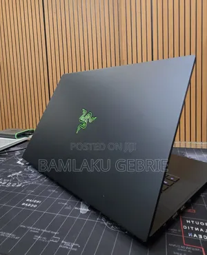 New Laptop Razer Blade 16GB Intel Core i7 SSD 512GB