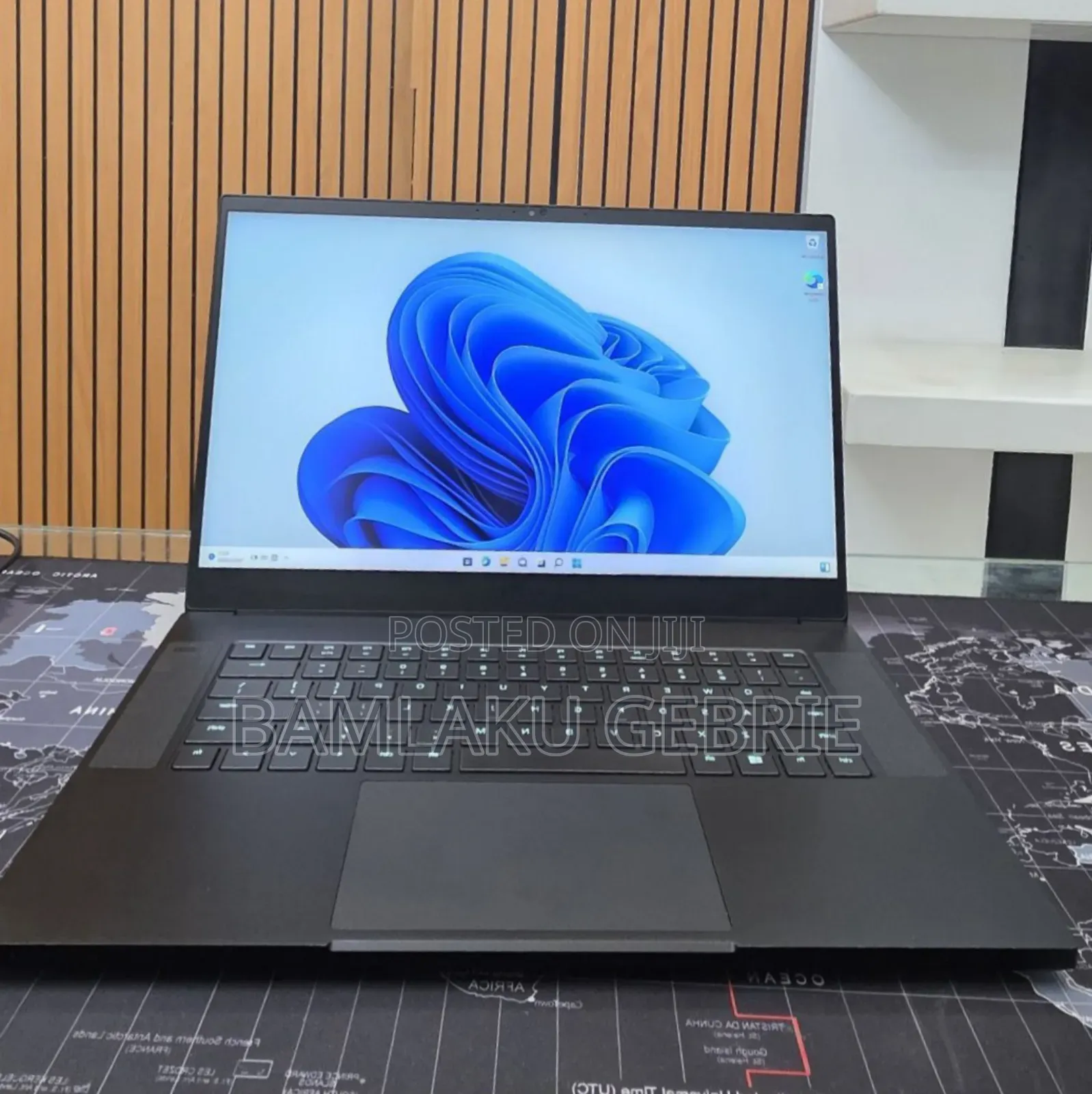 New Laptop Razer Blade 16GB Intel Core i7 SSD 512GB