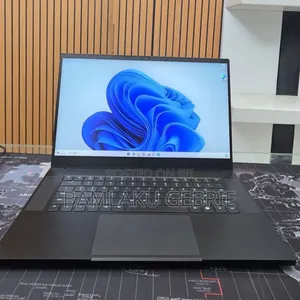 New Laptop Razer Blade 16GB Intel Core i7 SSD 512GB