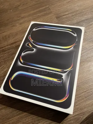 New Apple iPad Pro 13 (2025) 256 GB Gray