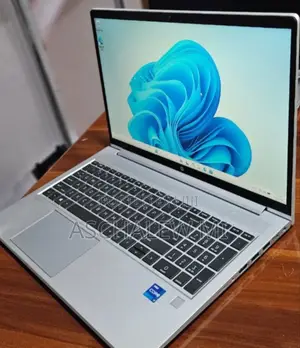 New Laptop HP ProBook 450 G8 16GB Intel Core i7 SSD 512GB