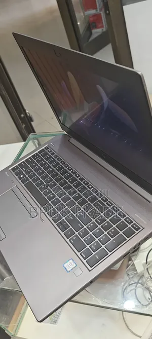 New Laptop HP ZBook 15 G5 16GB Intel Core i5 SSD 512GB