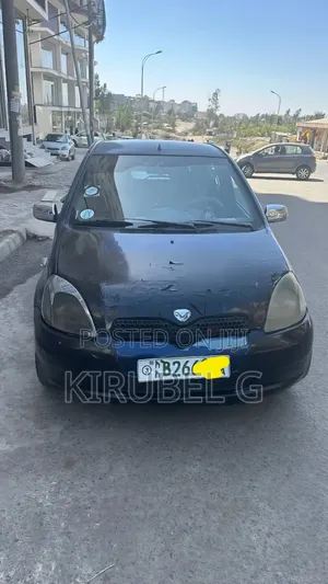 Toyota Vitz 2001 Blue