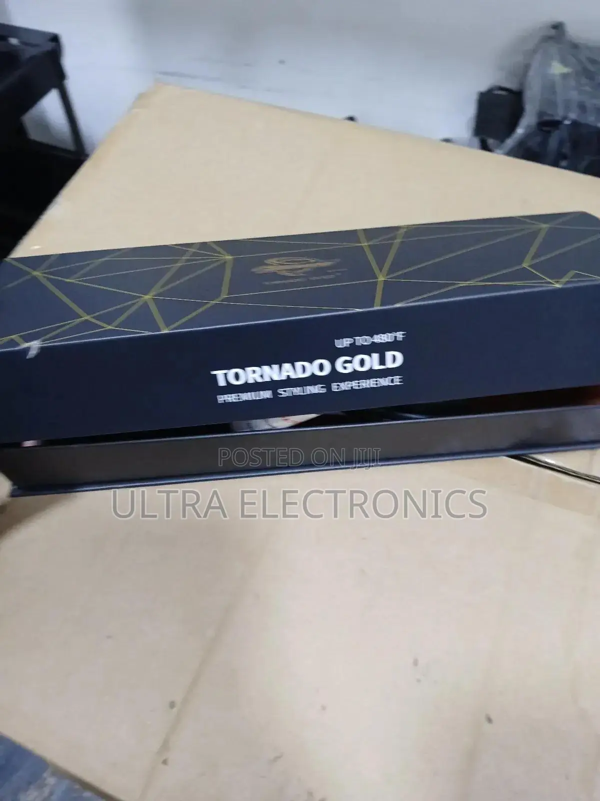 የፀጉር መቶከሻ Tornado 480°F, Ceramic Plates Gold Hair Straightener