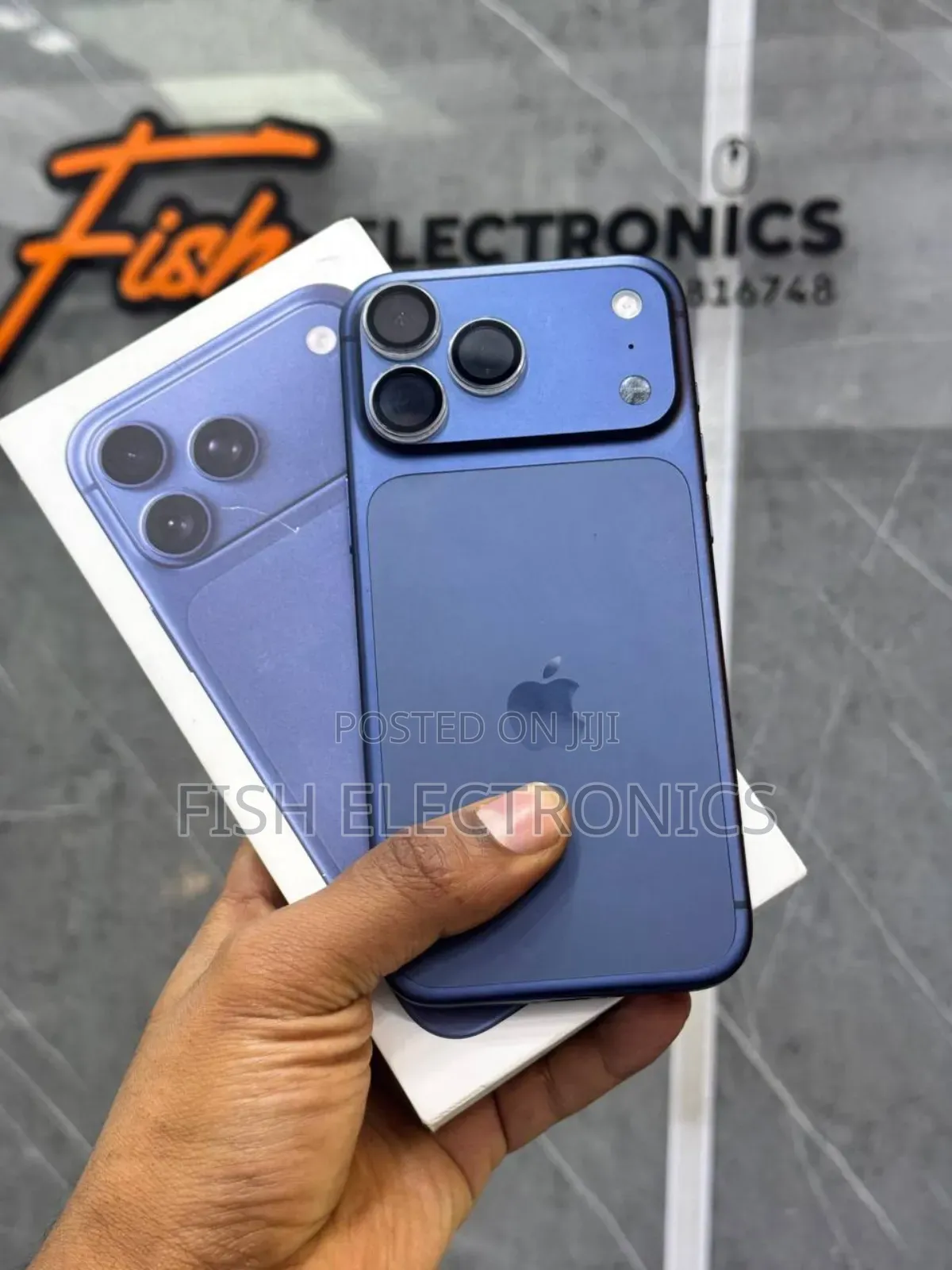 New Apple iPhone 17 Pro Max 256 GB Blue