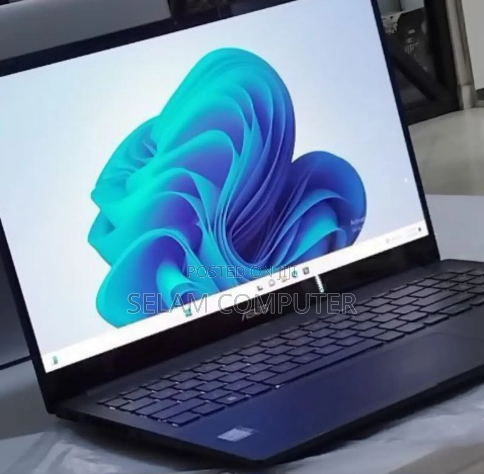 New Laptop Asus VivoBook 15 X505BA 16GB Intel Core i9 SSD 512GB