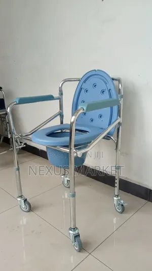 Toilet Wheelchair New 000