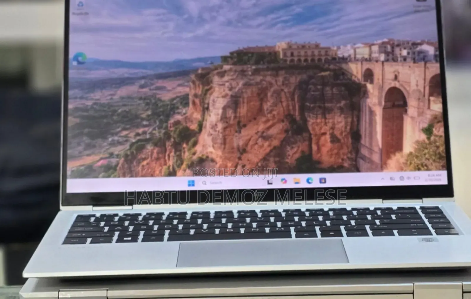 New Laptop HP EliteBook x360 1040 G7 16GB Intel Core i7 SSD 512GB