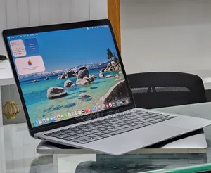 New Laptop Apple MacBook Air 2020 M1 8GB Apple M1 SSD 256GB