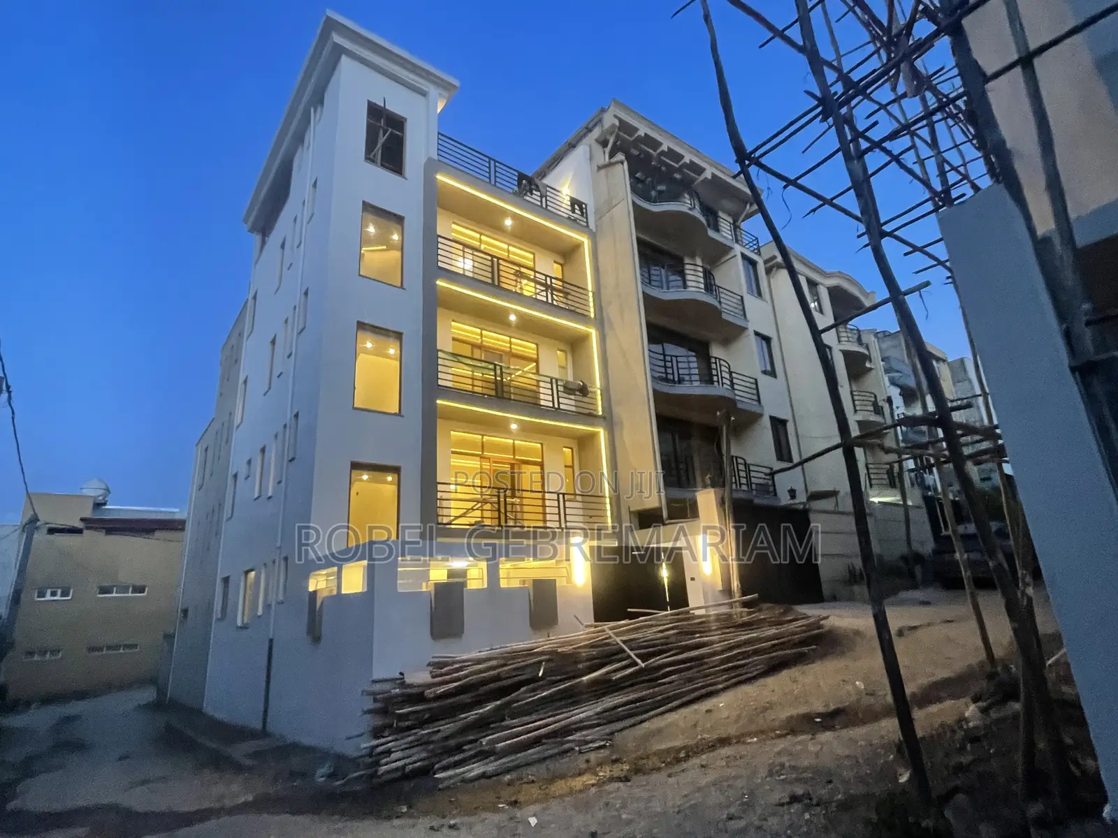 5bdrm Apartment in Kolfe Keranio for sale