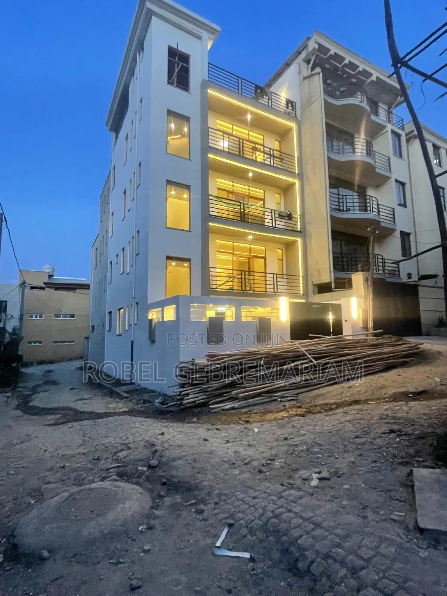 5bdrm Apartment in Kolfe Keranio for sale