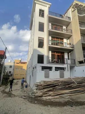 5bdrm Apartment in Kolfe Keranio for sale
