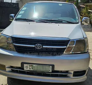 Toyota HiAce 2009 Silver