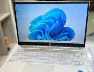 New Laptop HP Pavilion 15 8GB Intel Core i5 SSD 512GB