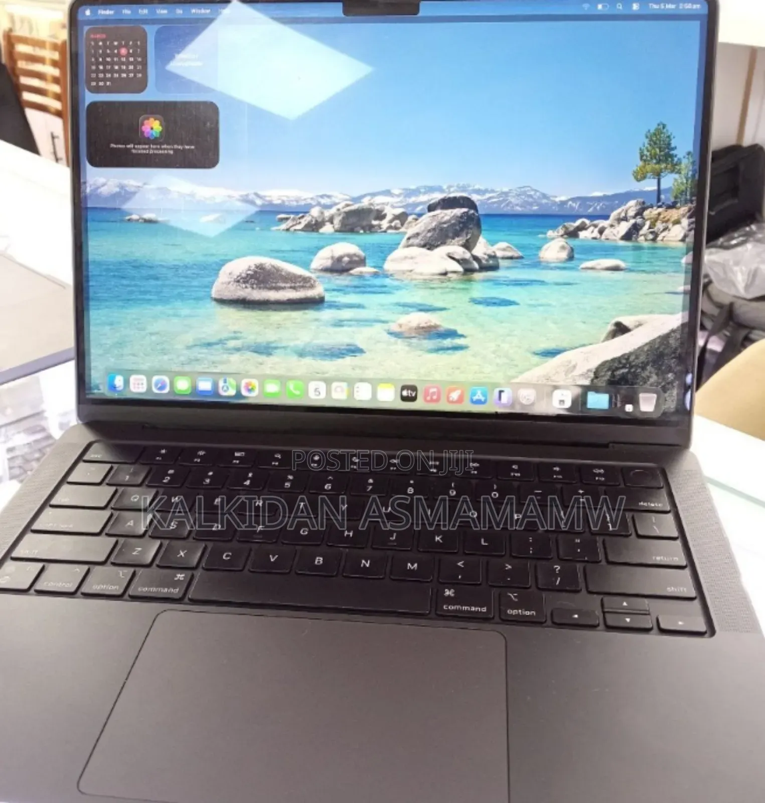 New Apple MacBook Pro 2023 M3 Pro 14-inch 8GB Apple M3 Pro SSD 512GB