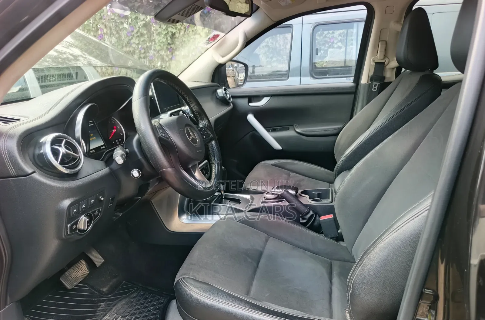 Mercedes-Benz X Class 2018 Black