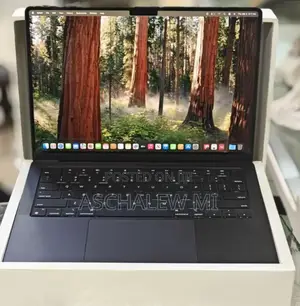 New Laptop Apple MacBook Pro 2024 M4 16GB Apple M4 Pro SSD 1T