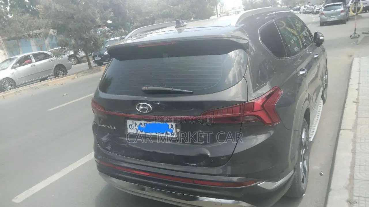 Hyundai Santa Fe Limited 2023 Gray