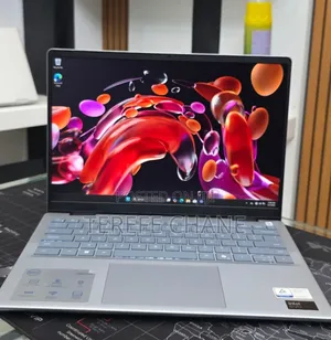 New Laptop Dell Precision 7740 16GB Intel Core Ultra 7 SSD 512GB