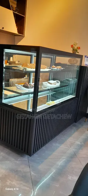 Cake Display