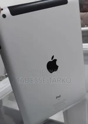 New Apple iPad 9.7 32 GB Silver