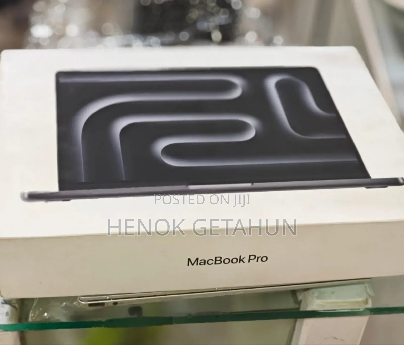 New Laptop Apple MacBook Pro 2024 M4 Pro 14-inch 16GB Apple M4 SSD 1T