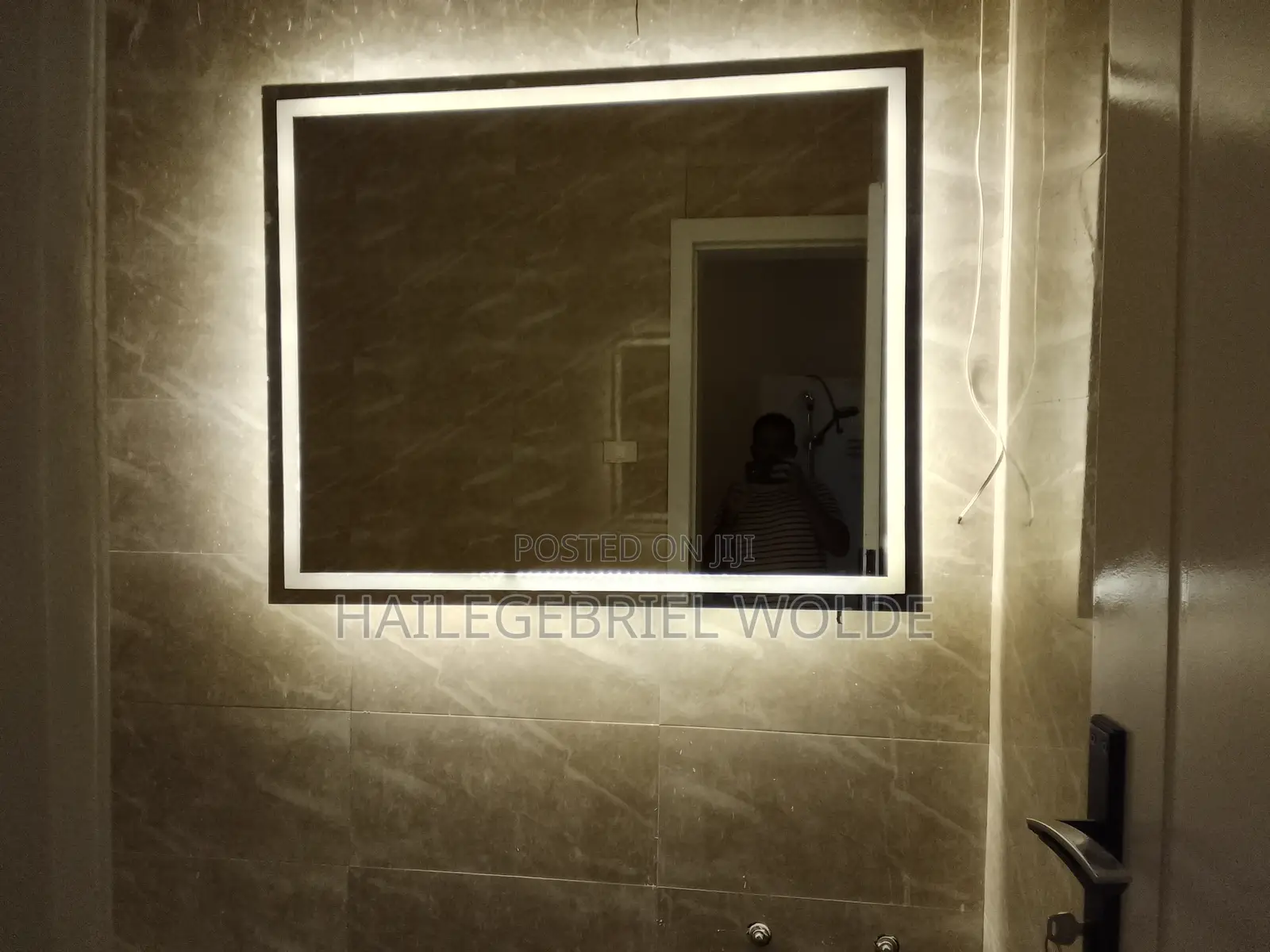 Mirror Light