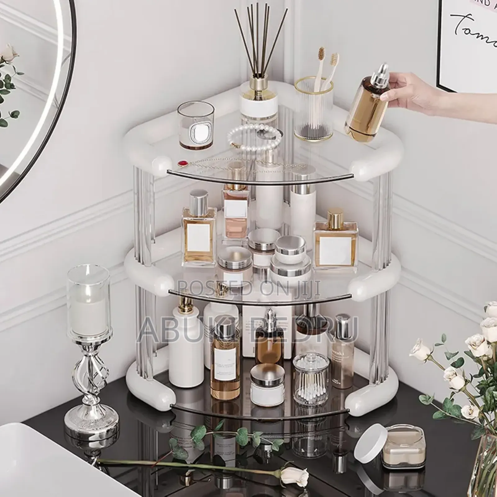 Light Luxury Storage Rack