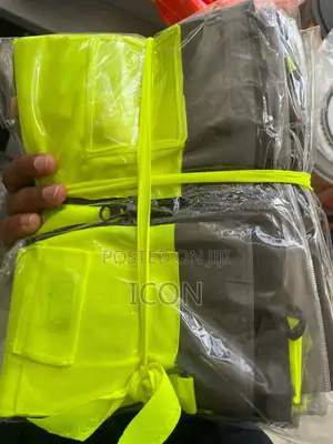 Reflector Vest(አንፀባራቂ)