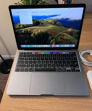 New Laptop Apple MacBook Pro M1 8GB Apple M1 SSD 256GB