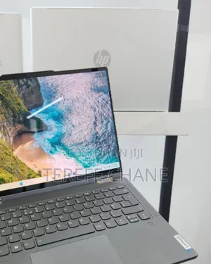 New Laptop Lenovo Yoga 2 16GB Intel Core Ultra 5 SSD 512GB