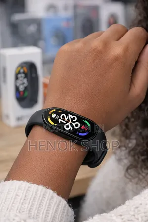 M7 Smart Band – Track Your Life in Style!