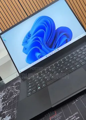 New Laptop Razer Blade 16GB Intel Core i7 SSD 512GB