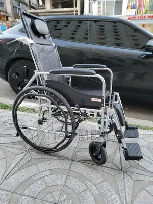 Multifunctional Wheelchair羿巀46cm Wide Seat,150kg Capacity, Park Brakes