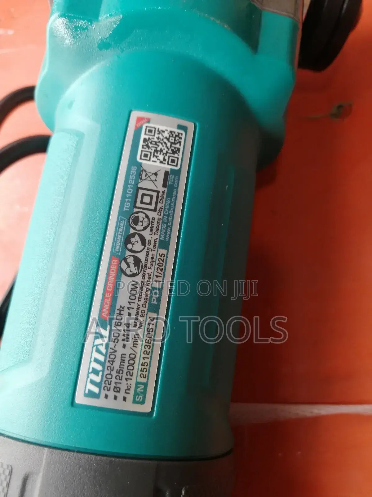 Total 1100w Grinder