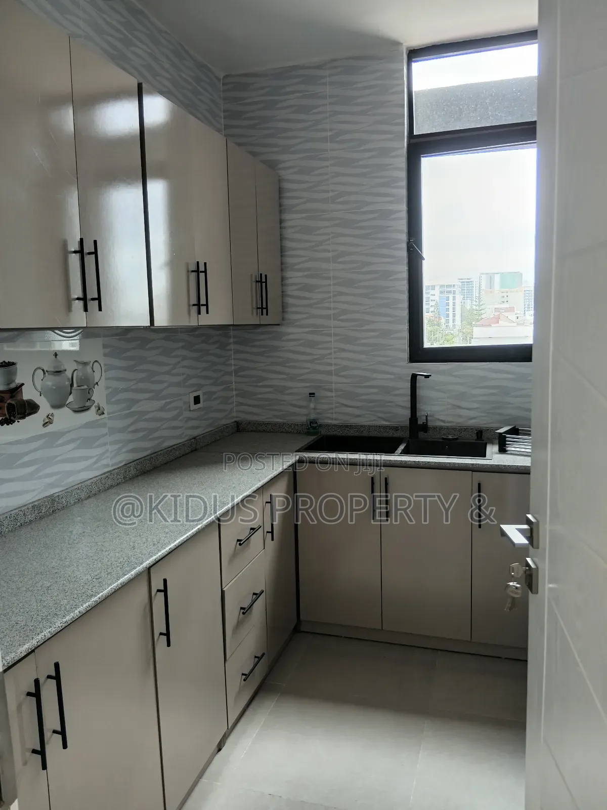2bdrm Apartment in Adot(Lafto Mall), Lideta for rent