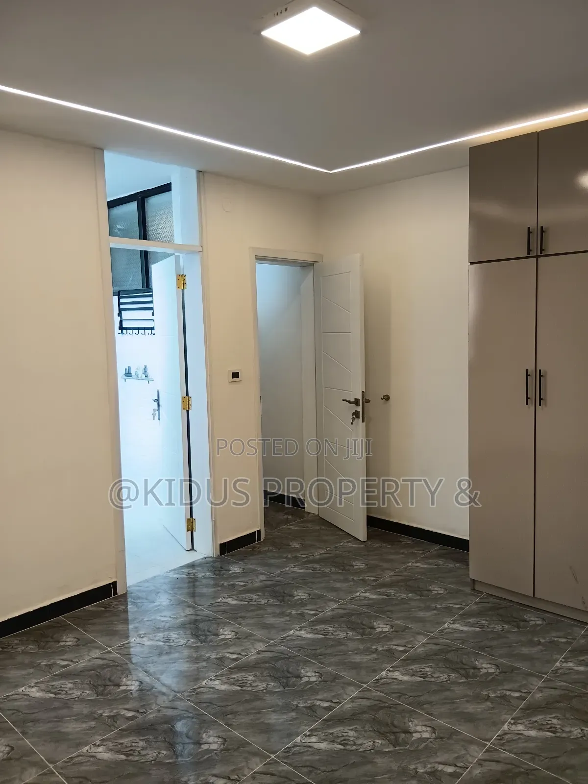 2bdrm Apartment in Adot(Lafto Mall), Lideta for rent