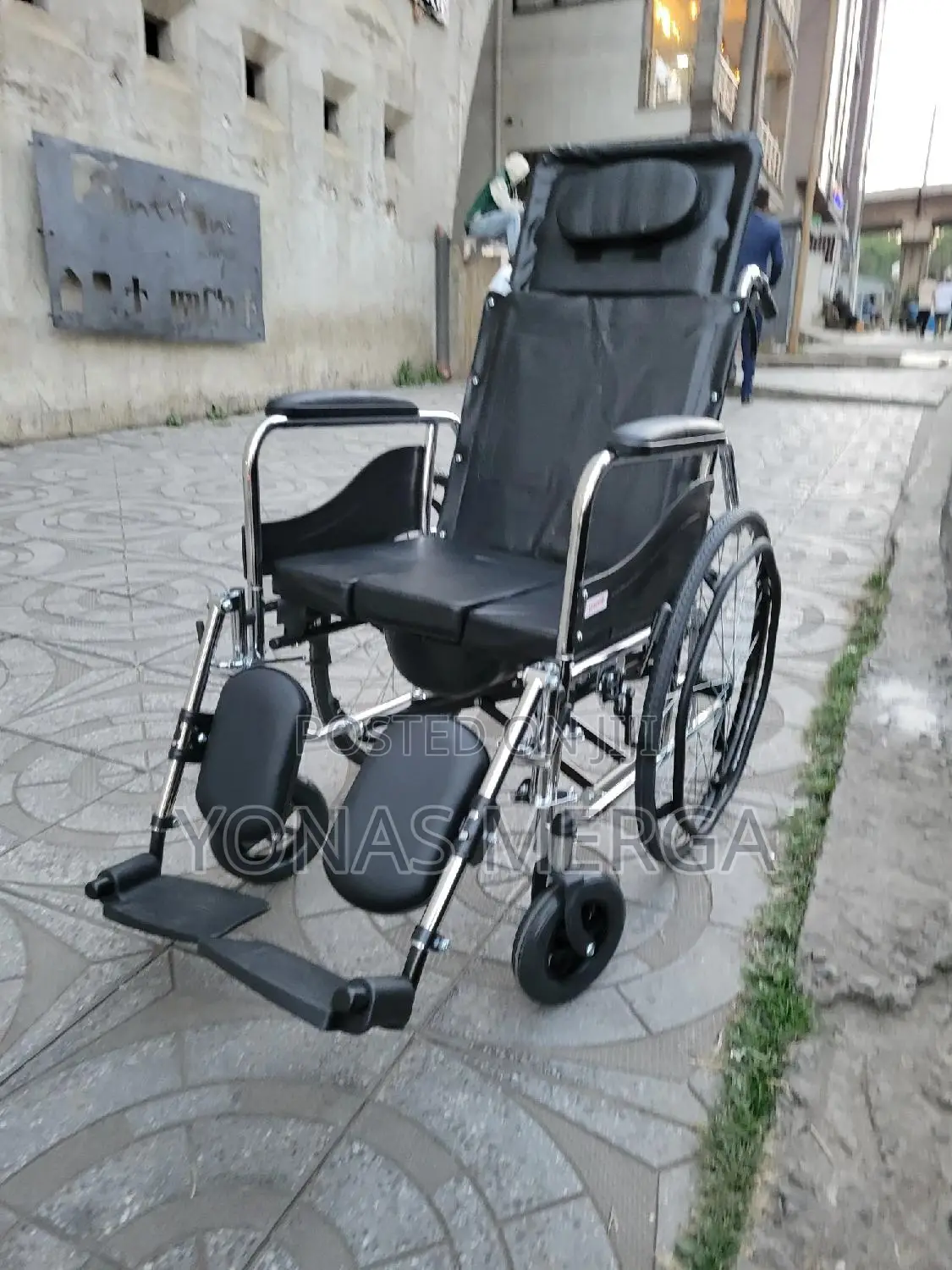 Bed Wheelchair鹿卌built-in Toilet/Commode Pot欸愾wheelchairs