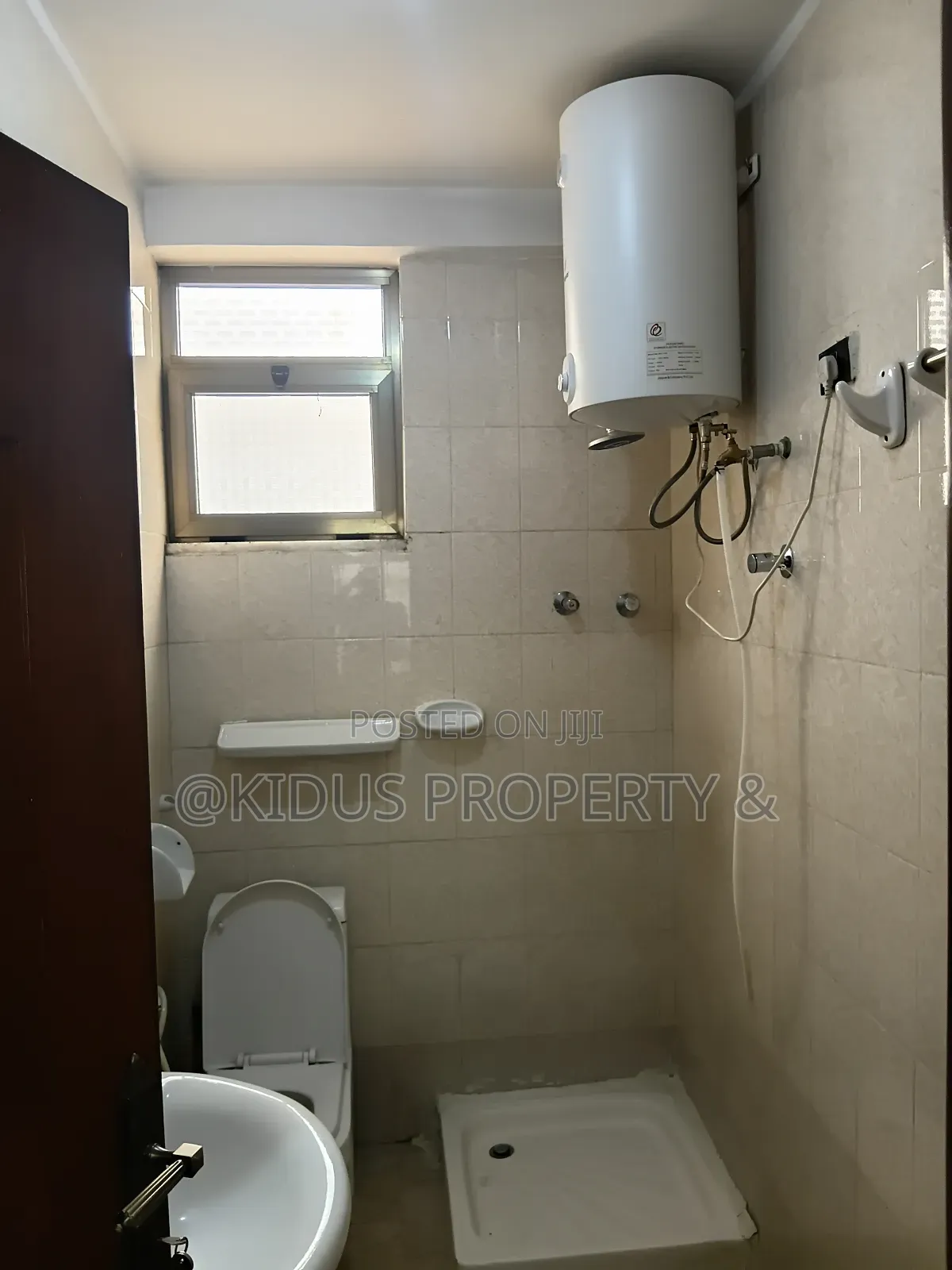2bdrm Apartment in Lafto Mall(Adot), Lideta for rent