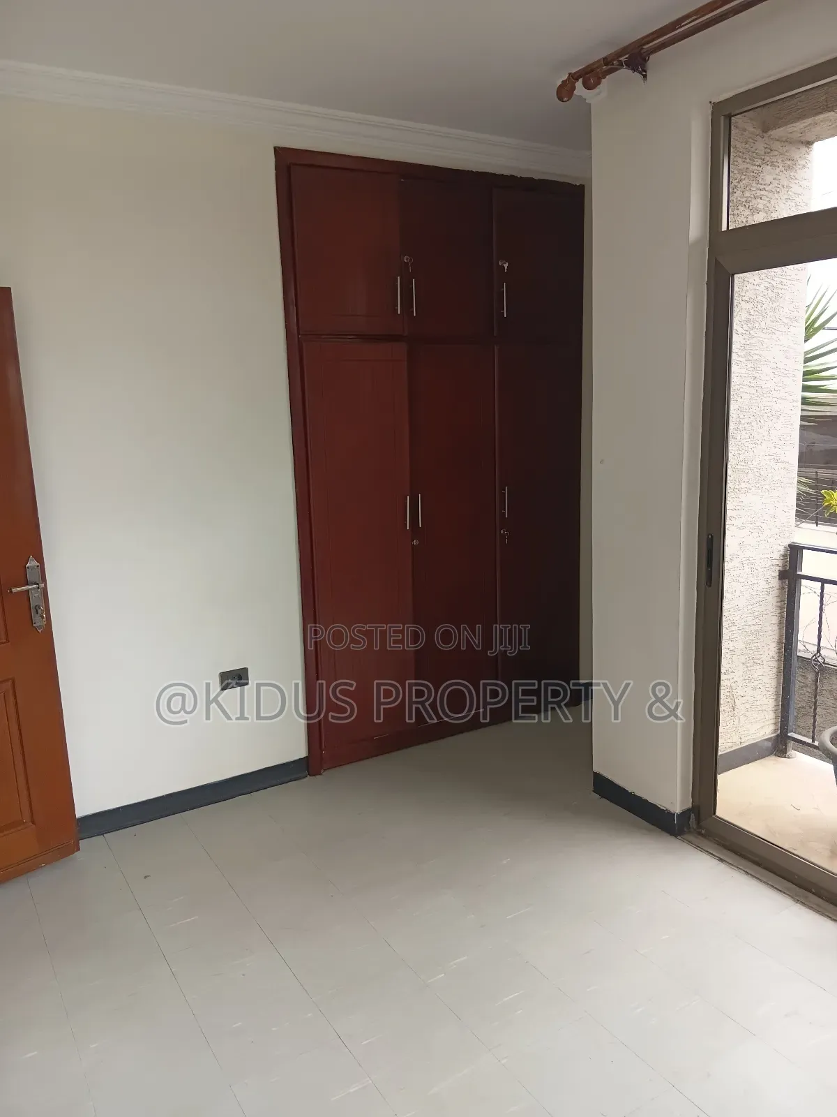 2bdrm Apartment in Lafto Mall(Adot), Lideta for rent