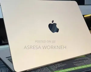 New Laptop Apple MacBook Air 2024 M3 13-inch 8GB SSD 256GB